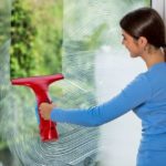 5 mitów na temat mycia okien. Wiedziałeś o nich?